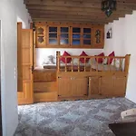 Lindos Traditional House Апартаменти